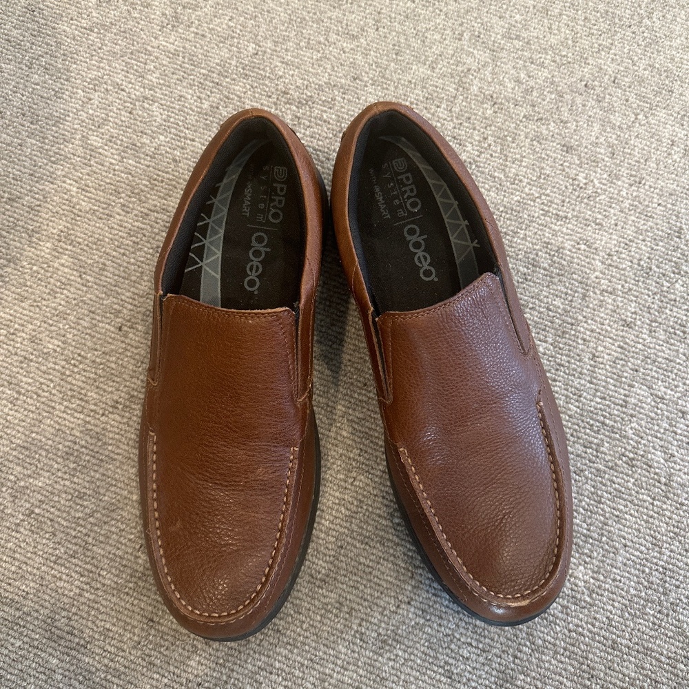 ABEO MENS SIZE 13  PROSYSTEM SLIP RESISTANT BROWN LOAFERS